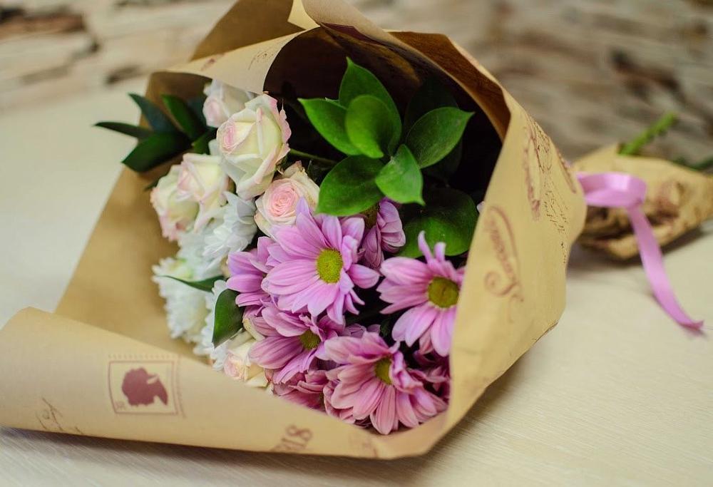 Букет цветов из: Розы и Хризантемы в Домодедово