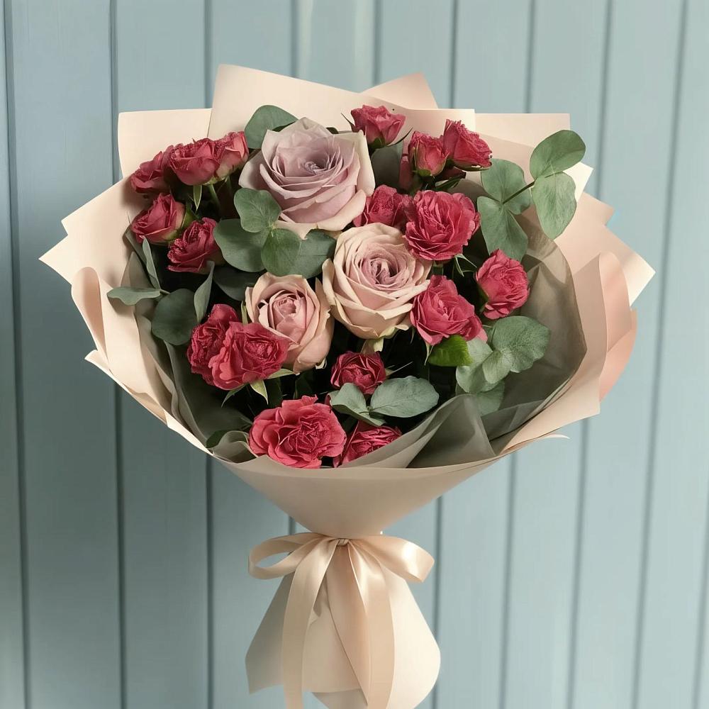 Букет цветов из: Гвоздики и Розы в Домодедово