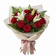 Букет цветов из:  Лилии и Розы в Домодедово