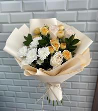 Букет цветов из:  Розы и Хризантемы в Домодедово