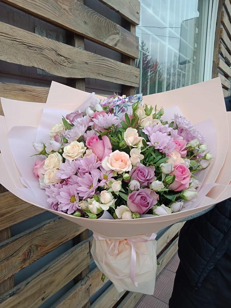 Букет цветов из: Розы и Хризантемы в Домодедово