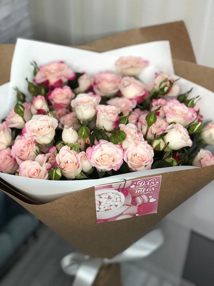 Букет цветов из: Розы в Домодедово