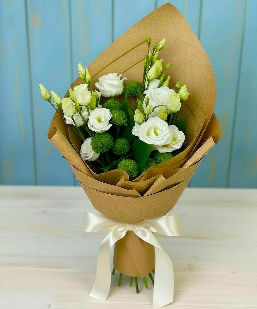 Букет цветов из: Хризантемы и Лизиантусы в Домодедово