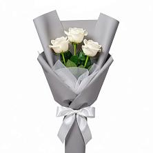 Букет 3 белые розы в Домодедово