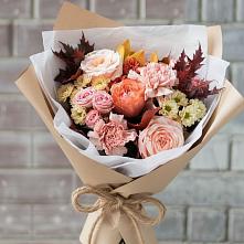 Букет цветов из:  Гвоздики, Хризантемы и Розы в Домодедово