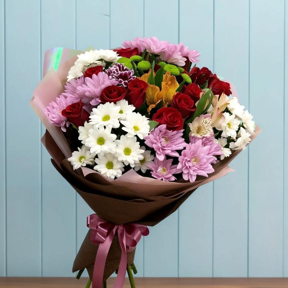 Букет цветов из: Розы, Хризантемы и Альстромерии в Домодедово