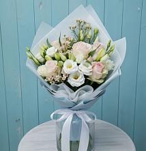 Букет цветов из:  Розы и Лизиантусы в Домодедово